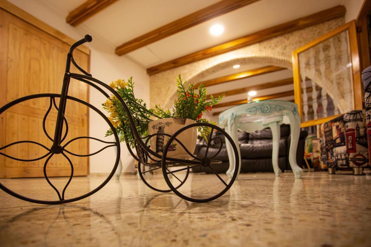 Hostal El Bando Cartagena Exterior photo