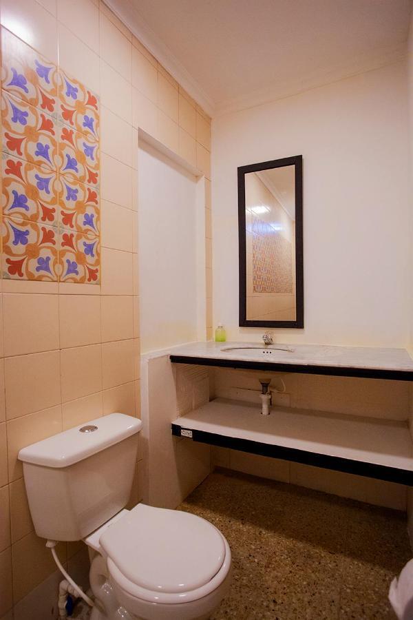 Hostal El Bando Cartagena Exterior photo